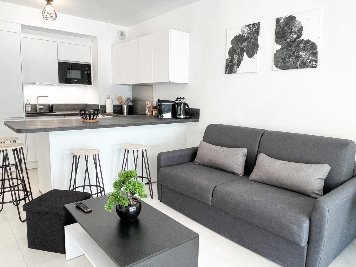 T2 Neuf Terrasse Pres Des Plages Saint-Cyr-sur-Mer Bagian luar foto